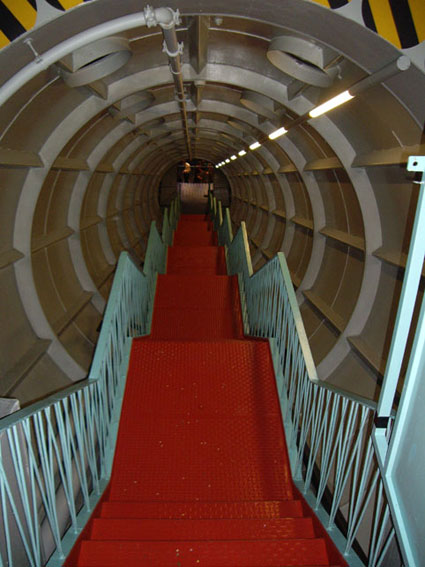 atomium_stairs